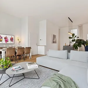https://bright-waterfront-apartment.brusselshotelsbook.com