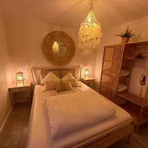 https://nieuwprachtig-appartement-au-franelle-ostend.bruges-hotels.info